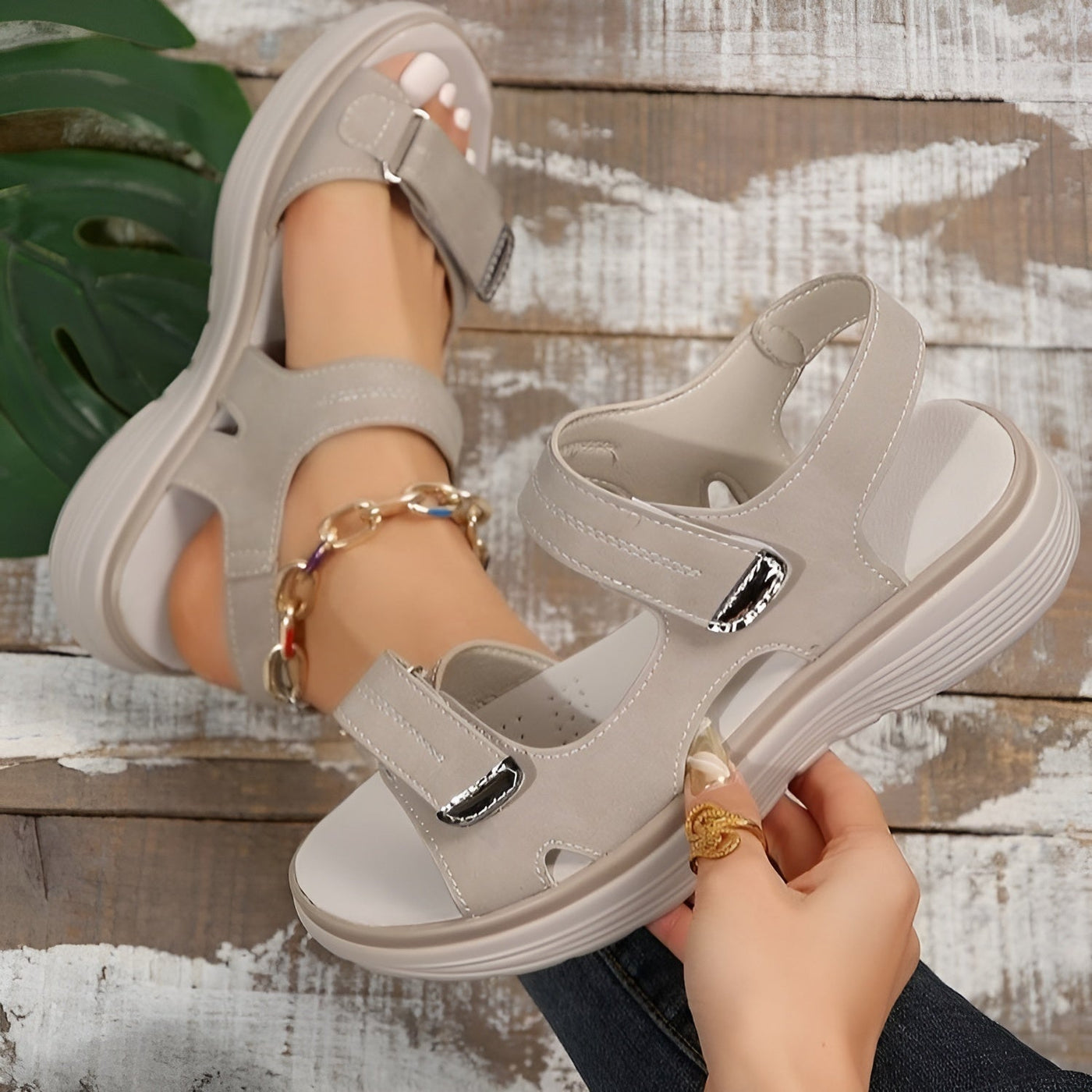 Clara | Komfortable Justerbare Sandaler