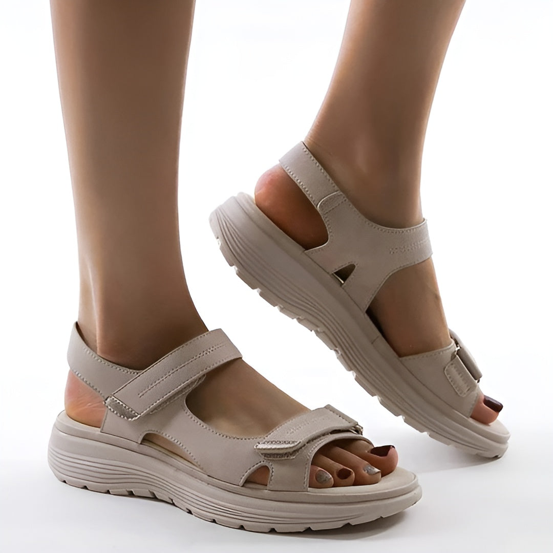 Clara | Komfortable Justerbare Sandaler